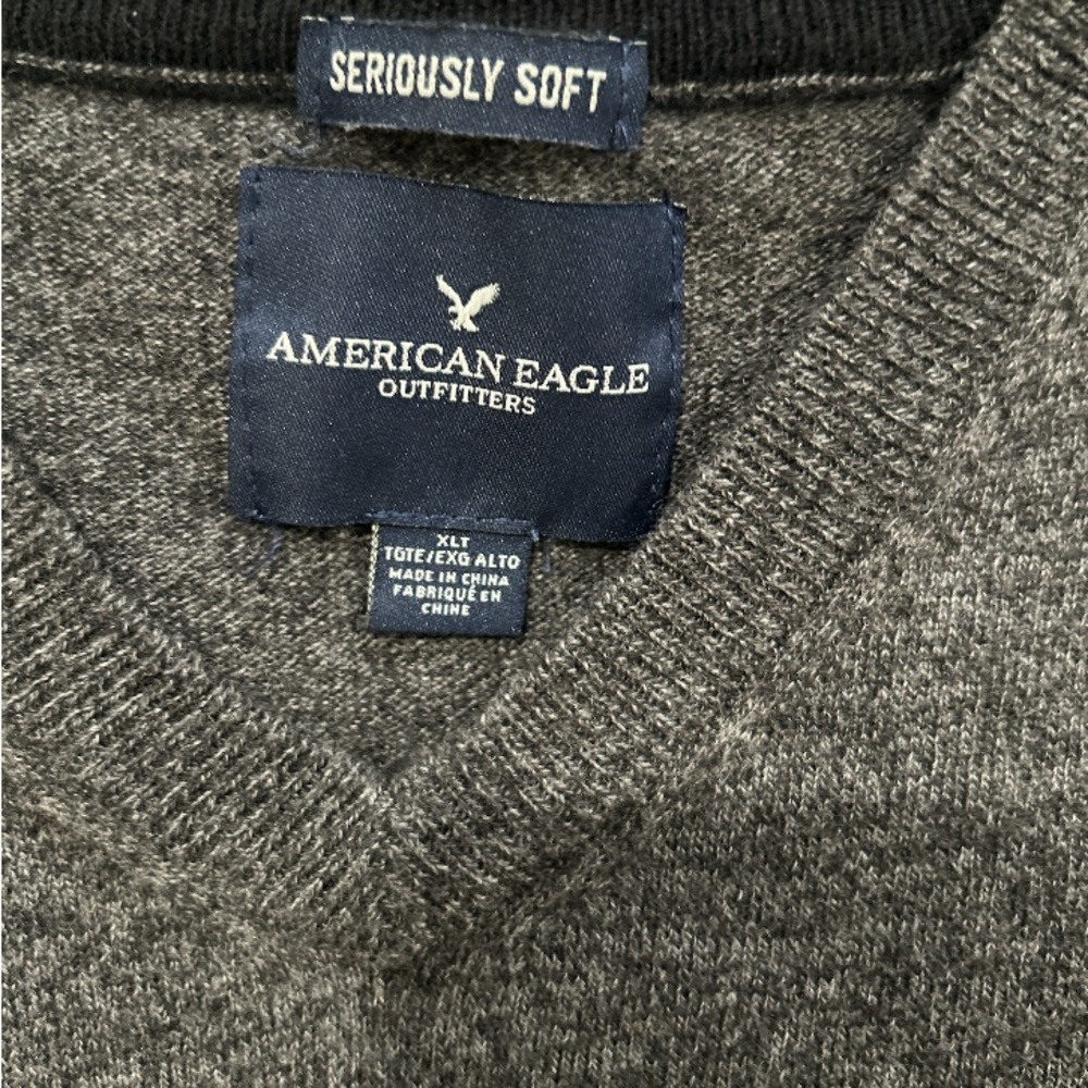 American Eagle Sweater Seriously Soft V-Neck Gray Men's XLT - Picture 3 of 5